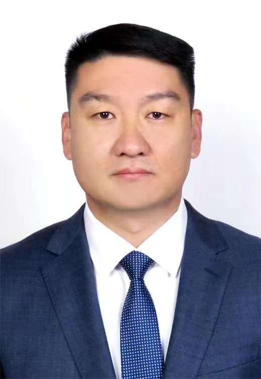 张磊